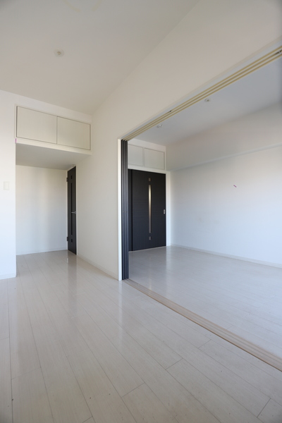 居室・リビング　※別部屋の参考写真となります※現況優先※