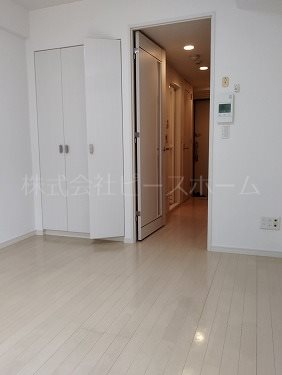 居室・リビング　※別号室参考写真