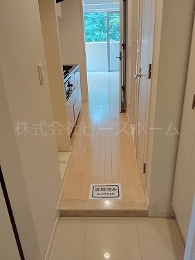 玄関　※別号室参考写真