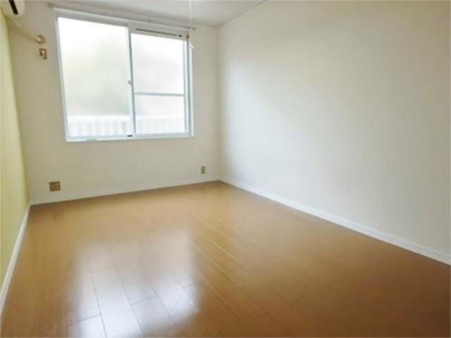 その他部屋・スペース　６．６帖の洋室です