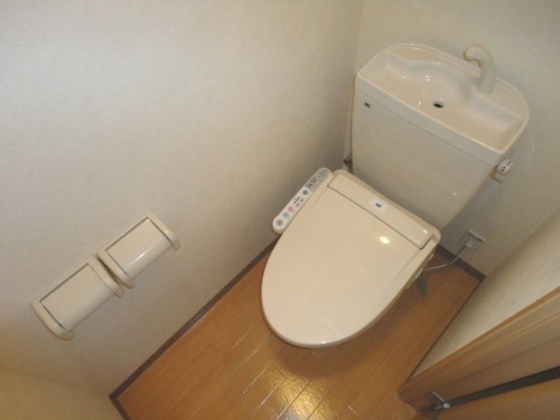 トイレ　図面と現状に相違がある場合には現状を優先