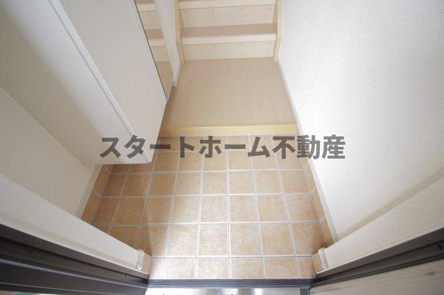 玄関　シンプルで使いやすい玄関です