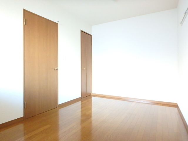 その他部屋・スペース　クローゼット２箇所付きの洋室６，２帖