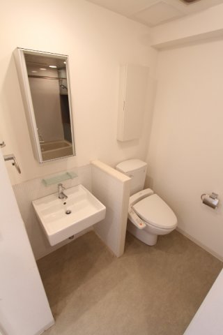 洗面設備　※参考写真