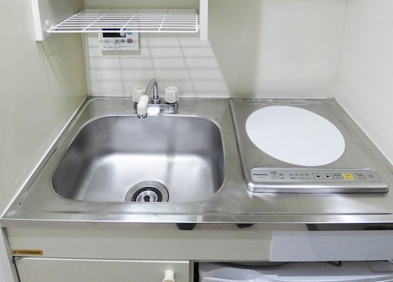 キッチン　IHクッキングヒーターが備わります