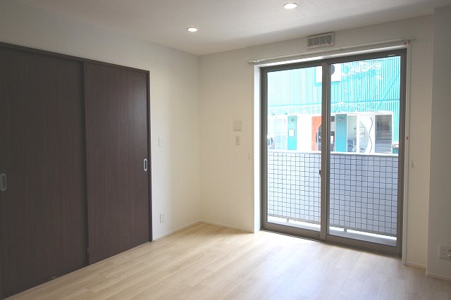 居室・リビング　エアコン付きリビング