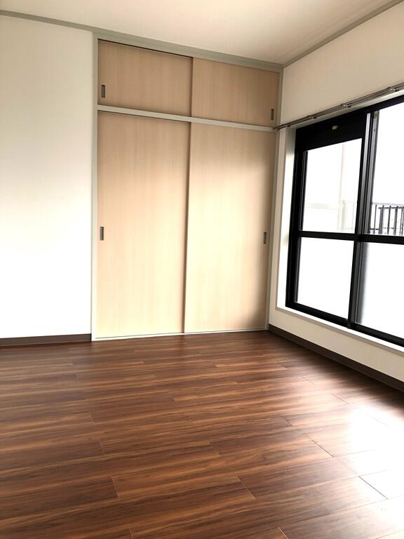 その他　南側洋室6帖