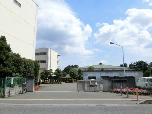 中学校　坂戸市立坂戸中学校（中学校）まで514m