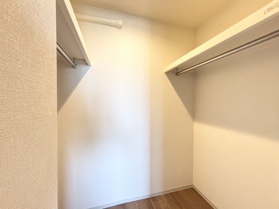 収納　ウォークインクローゼット