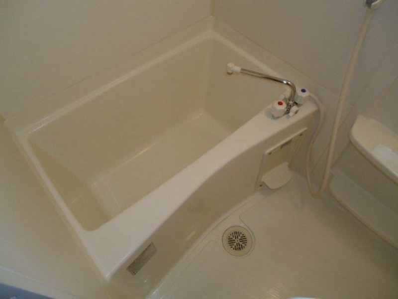 バス・シャワールーム　図面と現状に相違がある場合には現状を優先