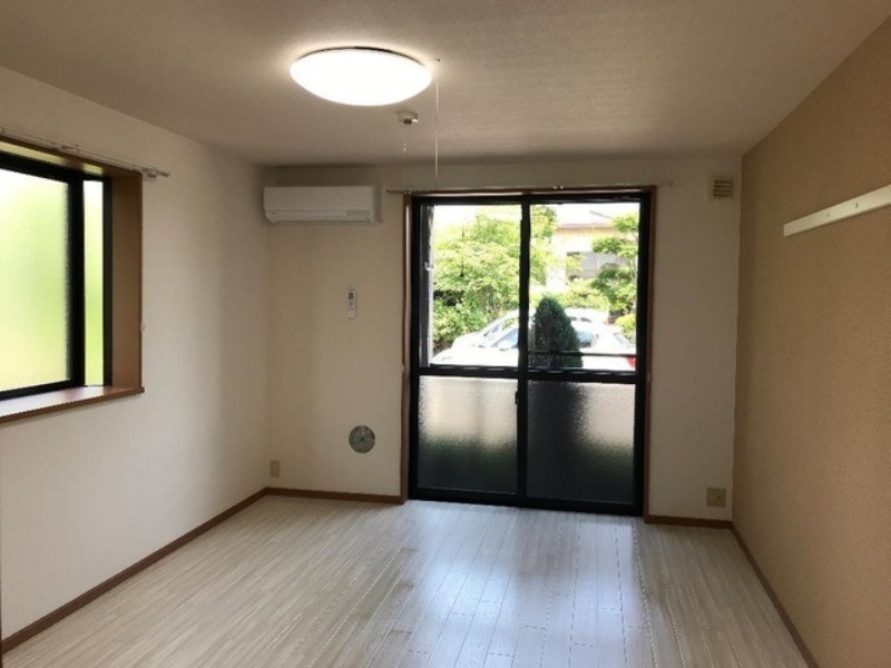 居室・リビング　図面と現状に相違がある場合には現状を優先