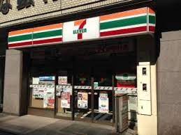 コンビニ　セブンイレブン 新橋5丁目店（コンビニ）まで395m