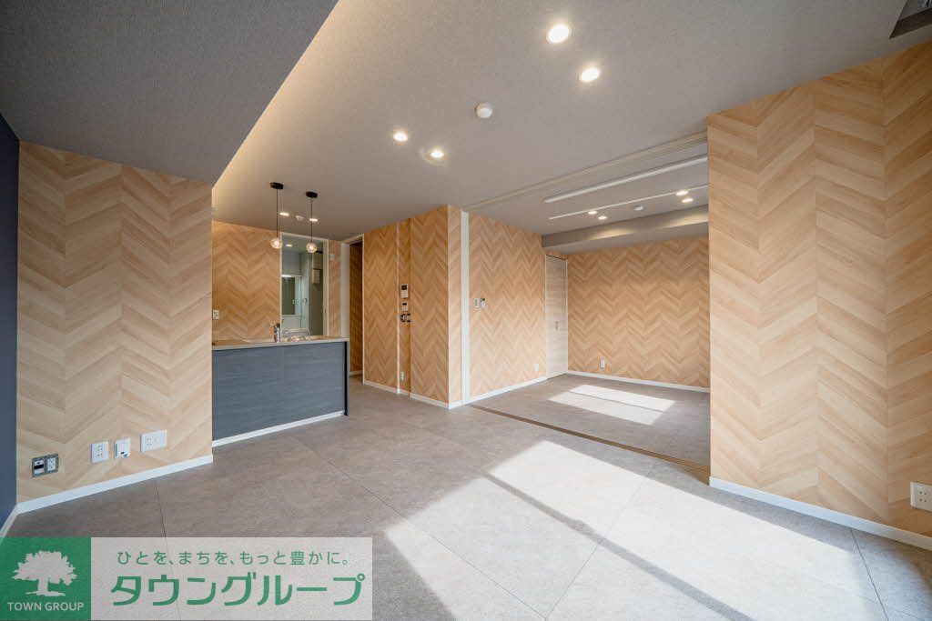 居室・リビング　エントランス