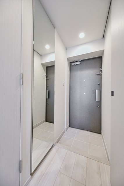 玄関　※写真は同タイプ住戸です。