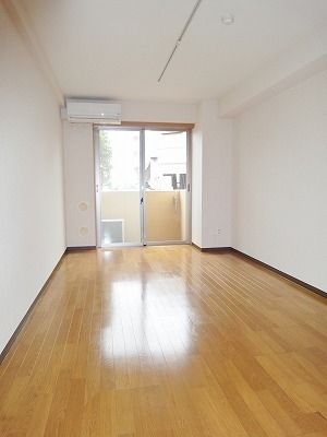 居室・リビング　★10.2帖のワンルーム★