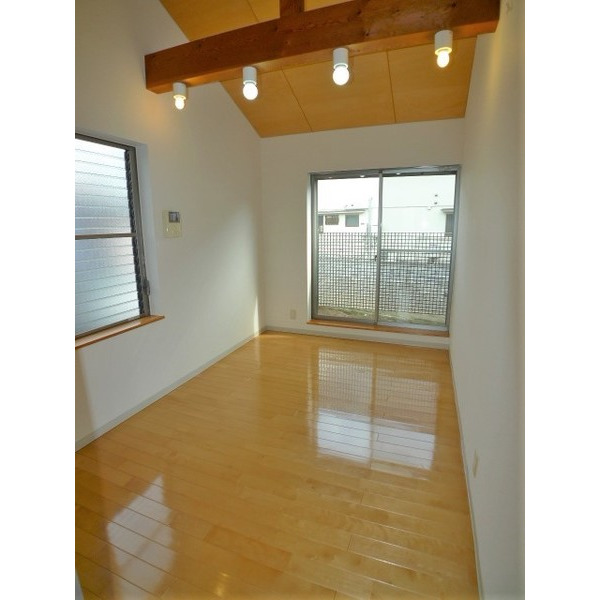 居室・リビング　別室参考写真