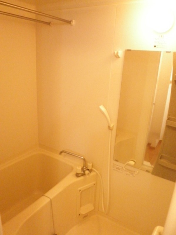 バス・シャワールーム　図面と現状に相違がある場合には現状を優先