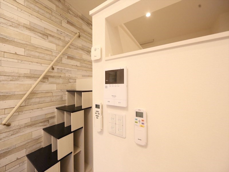 セキュリティ　ＴＶモニター付インターホン　同仕様写真