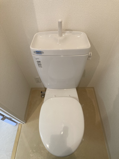 トイレ　バストイレ別