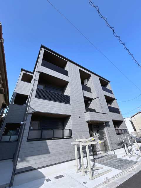 建物外観　スタイリッシュな建物です＾＾