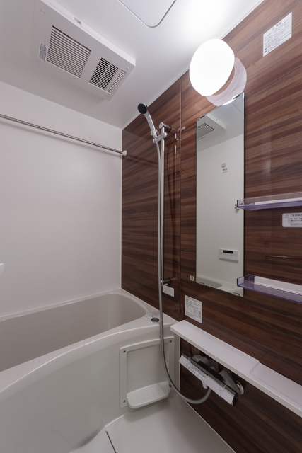 バス・シャワールーム　※写真は同タイプ住戸です。