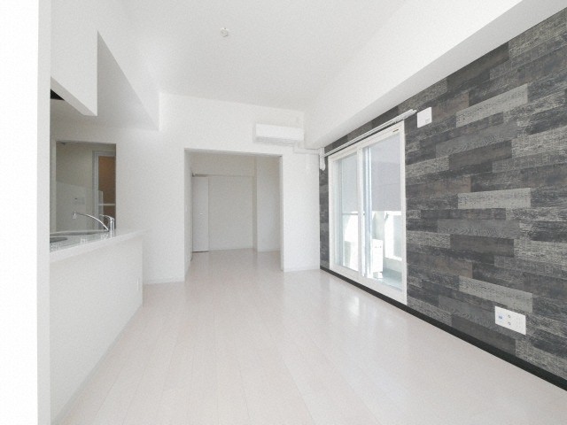 居室・リビング　人気のデザイナーズマンション☆当店仲介料無料です