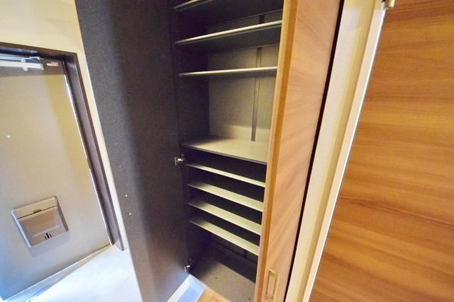 収納　★シューズＢＯＸです★