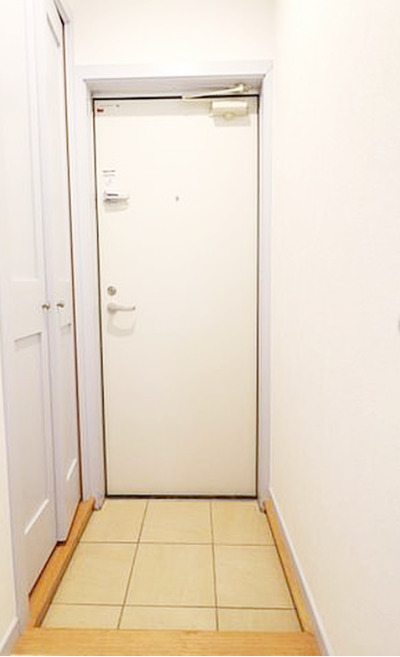 玄関　【きれいでお洒落な内装♪】初期費用も抑えられます！