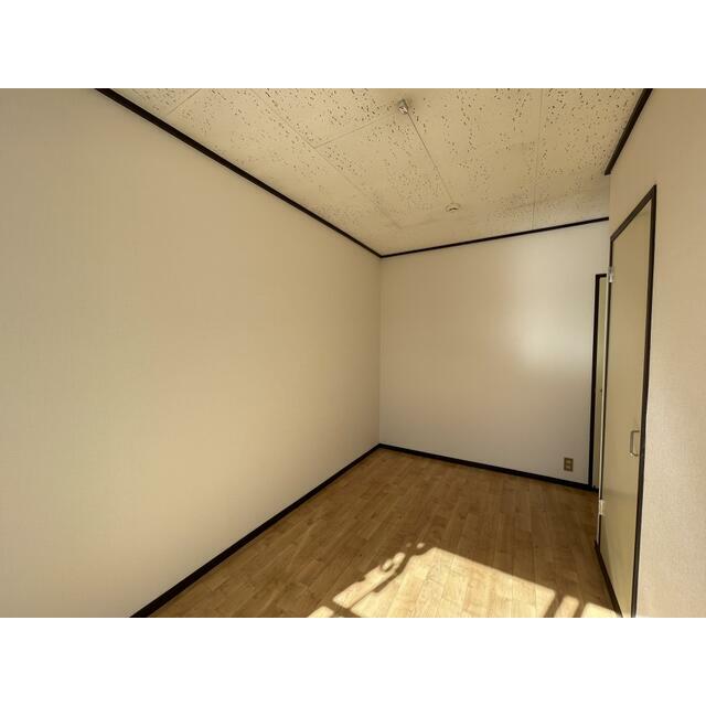 その他部屋・スペース　現況優先。同タイプ別室写真。