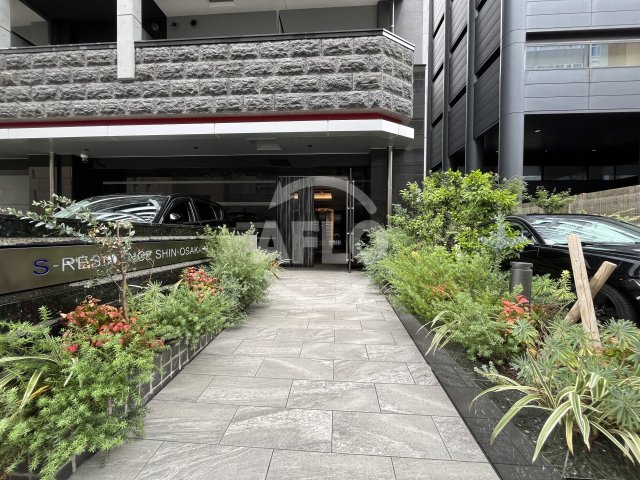 エントランス　S-RESIDENCE新大阪Rish　エントランス