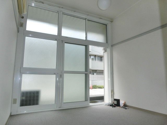 居室・リビング　明るいお部屋です！