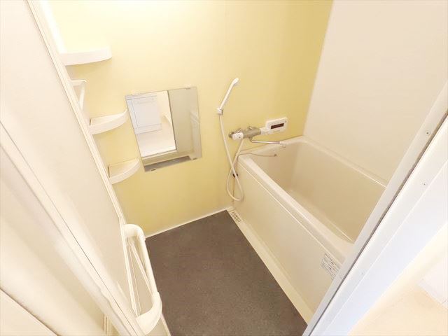 バス・シャワールーム　浴室（参考写真、同物件他号室）