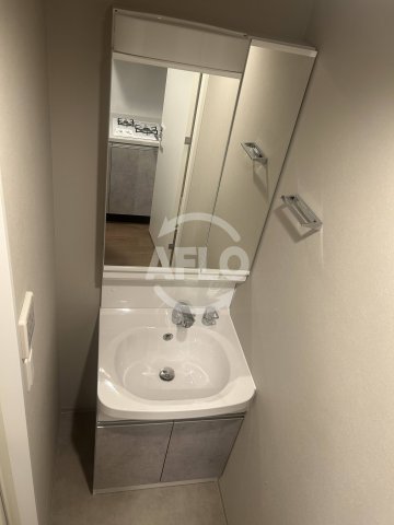 洗面設備　WORVE大阪本町　独立洗面台