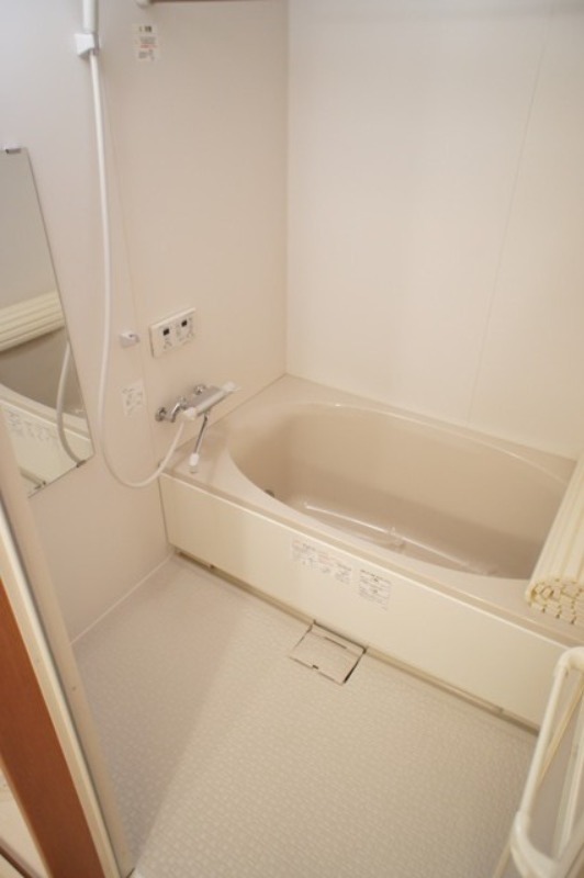 バス・シャワールーム　図面と現状に相違がある場合には現状を優先