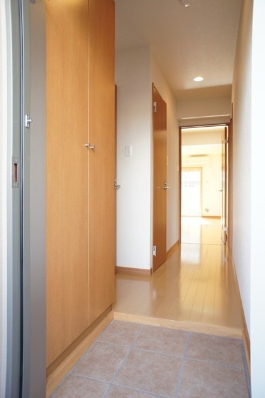 玄関　図面と現状に相違がある場合には現状を優先