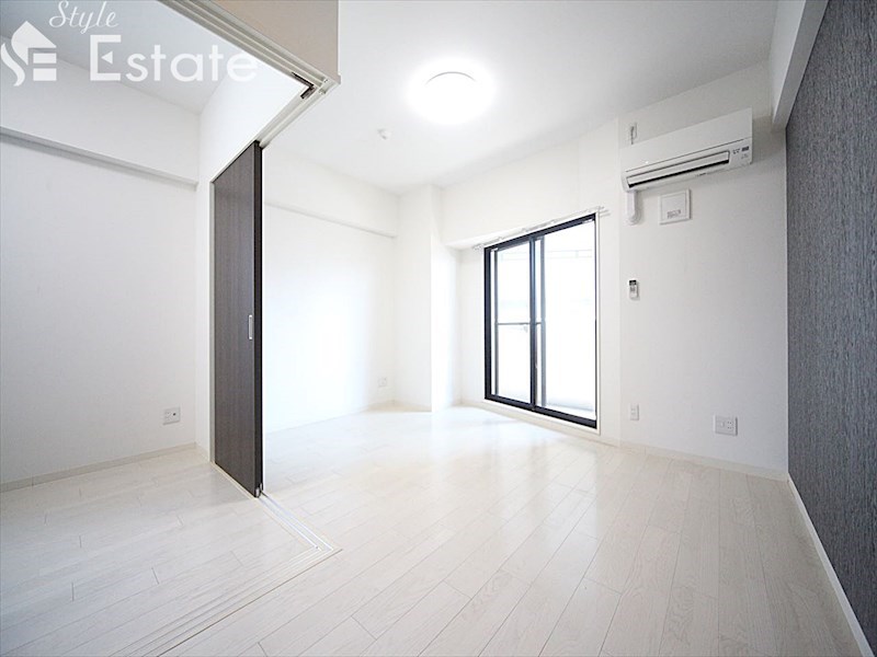 居室・リビング　内装