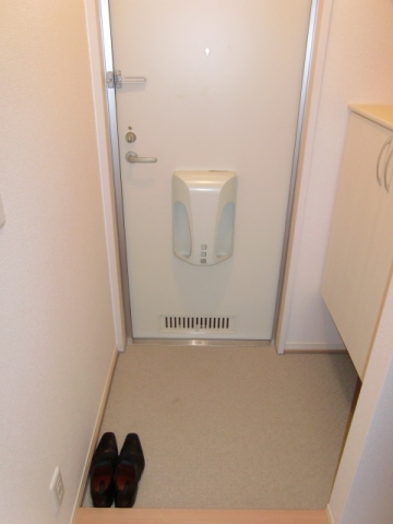 玄関　別タイプ参考写真