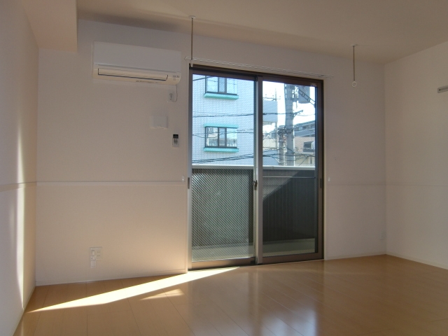 居室・リビング　別タイプ参考写真