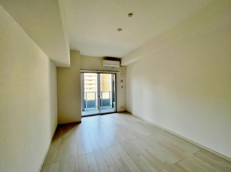 居室・リビング　★洋室9.4帖★