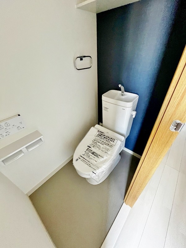 トイレ　★温水洗浄便座★