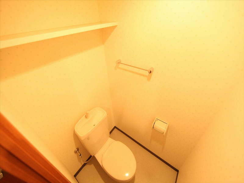 トイレ　洋式トイレ（温水洗浄便座設置可）