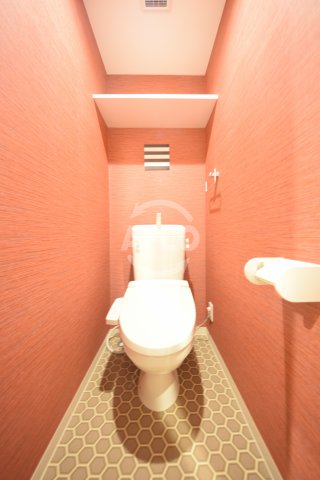 トイレ　FlairNamba(フレアナンバ）　トイレ