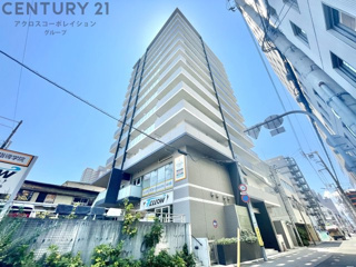 建物外観　オートロック、防犯カメラつきで安心です♪