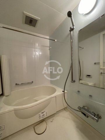 バス・シャワールーム　コンソラーレ土佐堀　バスルーム