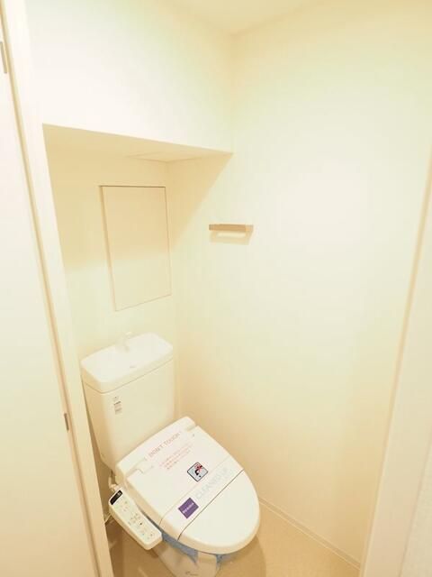 トイレ　別タイプ部屋　参考写真です