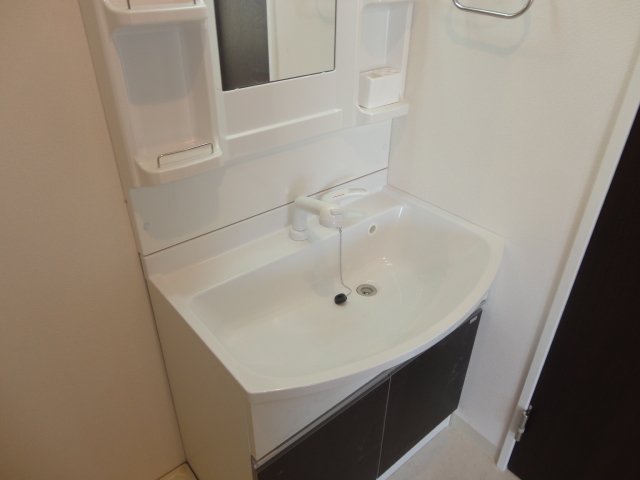 洗面設備　洗髪洗面化粧台