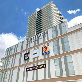 ショッピングセンター　ＭＥＧＡドン・キホーテＵＮＹ納屋橋店（ショッピングセンター）まで515m