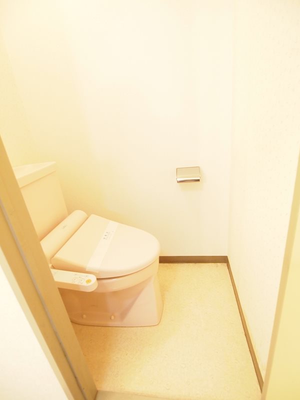 トイレ　別部屋写真