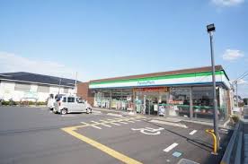 コンビニ　ファミリーマート 戸田新曽店（コンビニ）まで604m