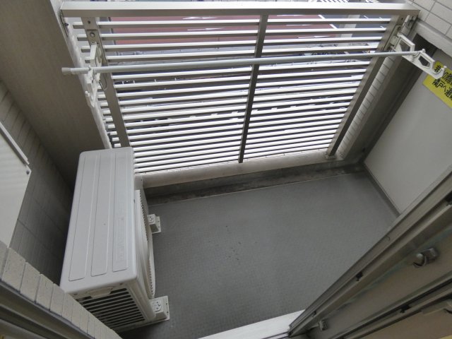 バルコニー　バルコニ